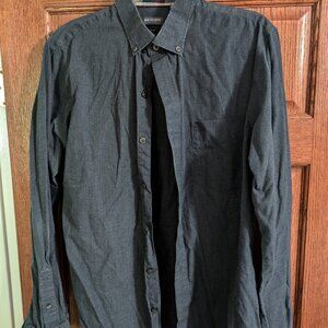 Van Heusen Men's Slim Fit Navy Blue Long Sleeve Button Down Shirt - Large